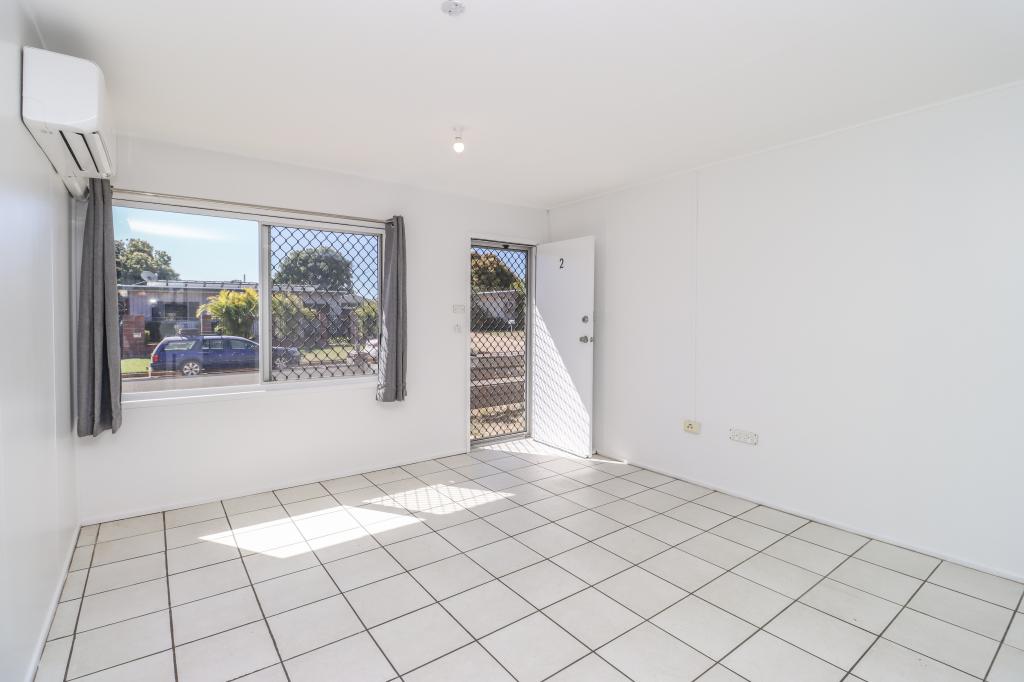 2/10 Daphne Ave, Mornington, QLD 4825