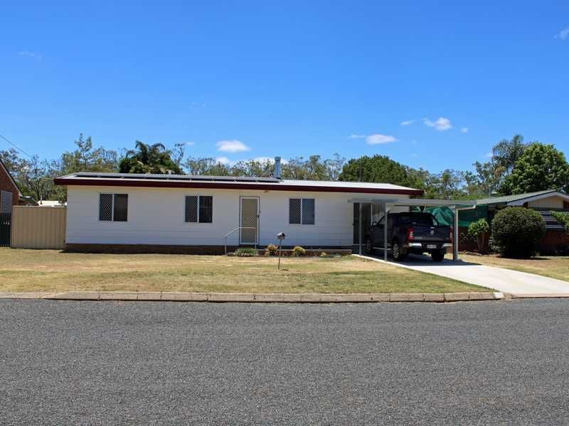 8 Shilliday St, Warwick, QLD 4370