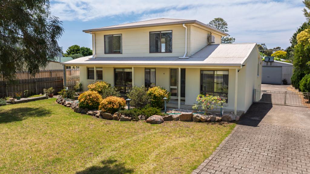 41 Mcmillan St, Stratford, VIC 3862