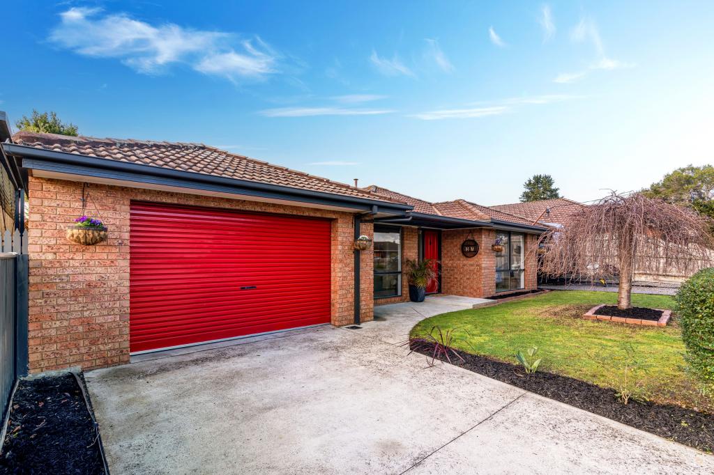 8 Milne Ct, Langwarrin, VIC 3910