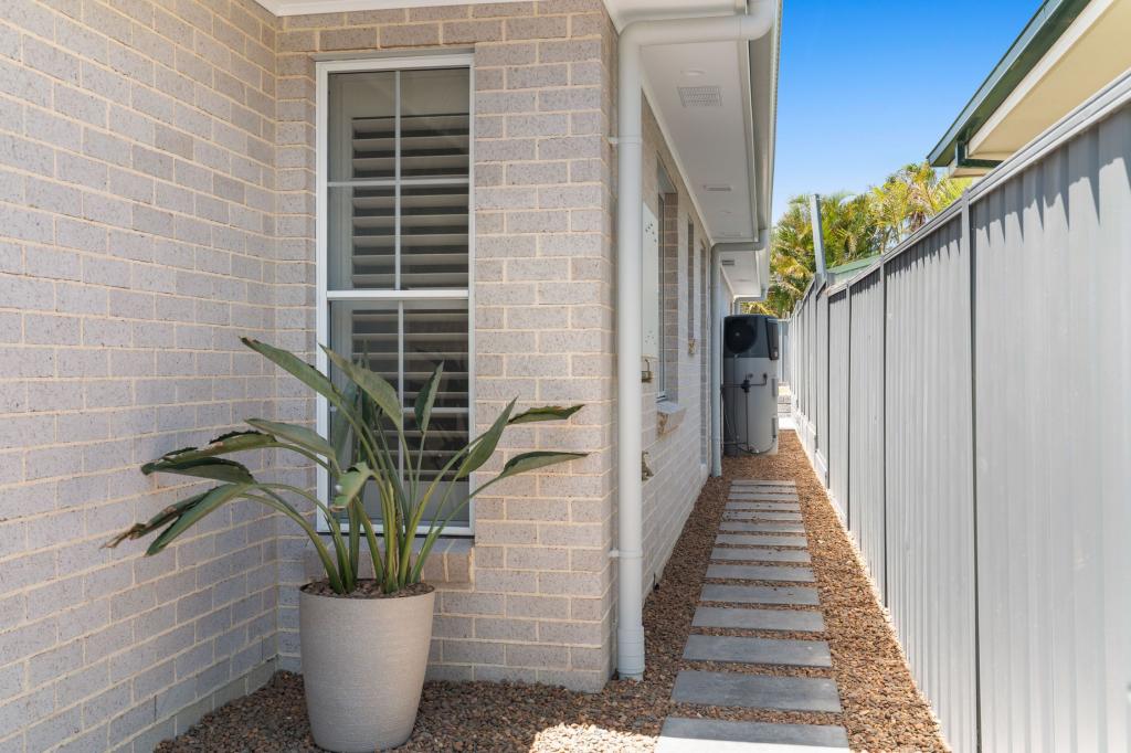 33a Poplars Ave, Bateau Bay, NSW 2261