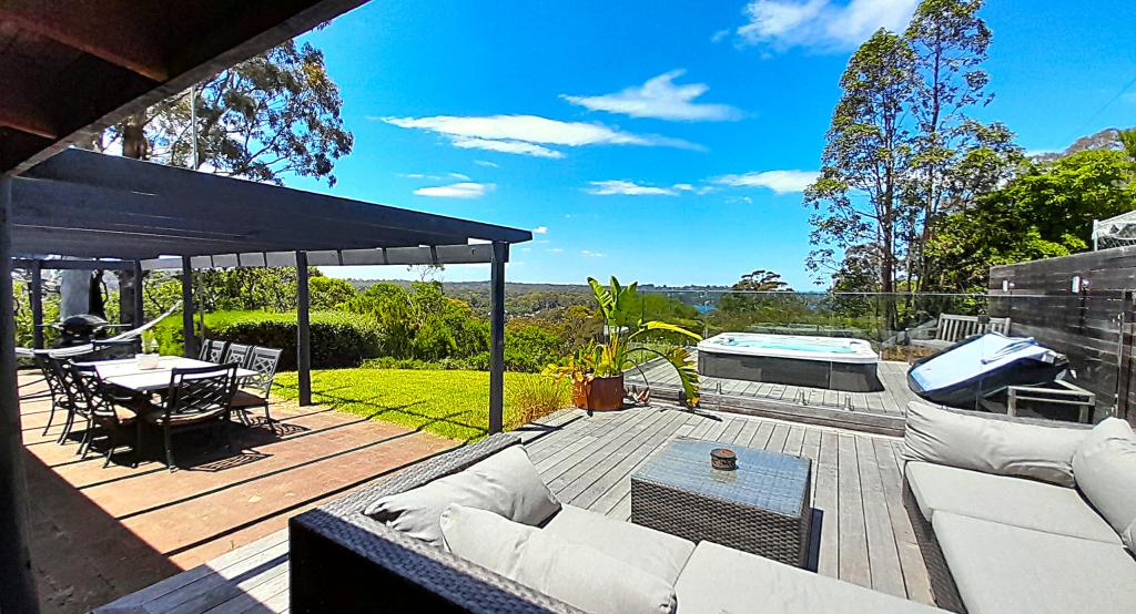 114-118 Stirling Rd, Metung, VIC 3904