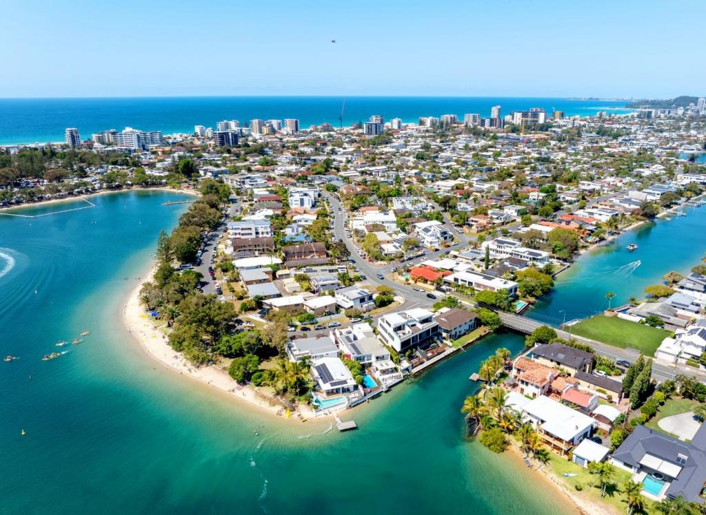 88 TALLEBUDGERA DR, PALM BEACH, QLD 4221