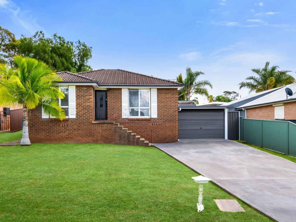 5 Crispsparkle Dr, Ambarvale, NSW 2560