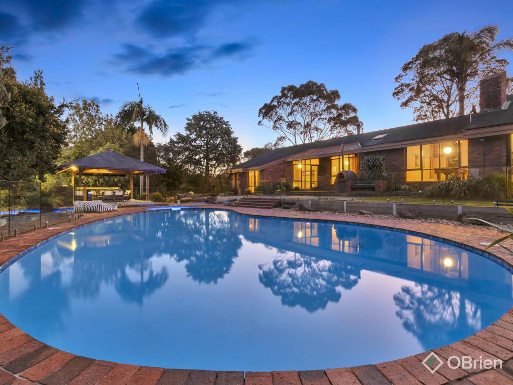 221 Smiths Lane, Cranbourne South, VIC 3977