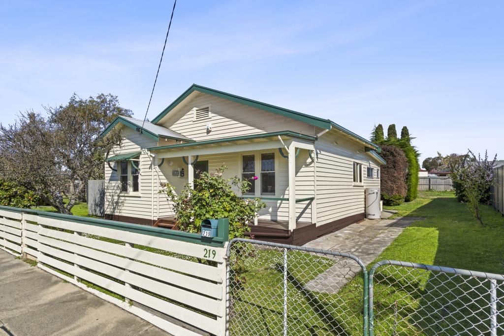 219 Torquay Rd, Grovedale, VIC 3216