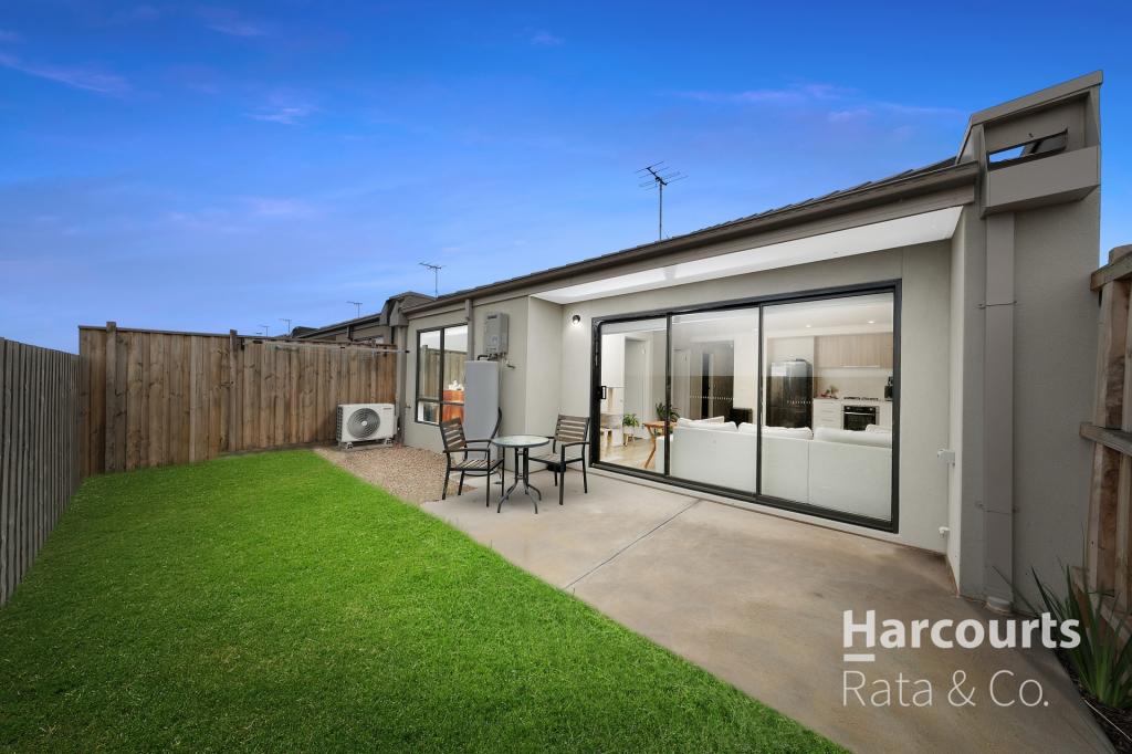 11 Romanesque Dr, Deanside, VIC 3336