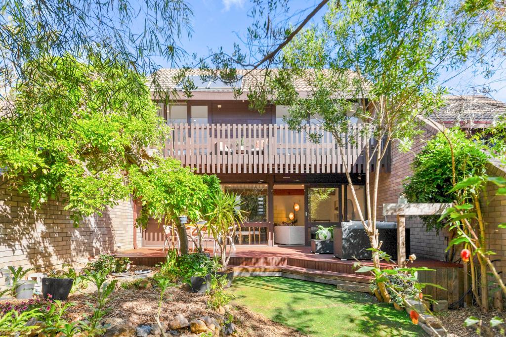 93 Wybalena Gr, Cook, ACT 2614