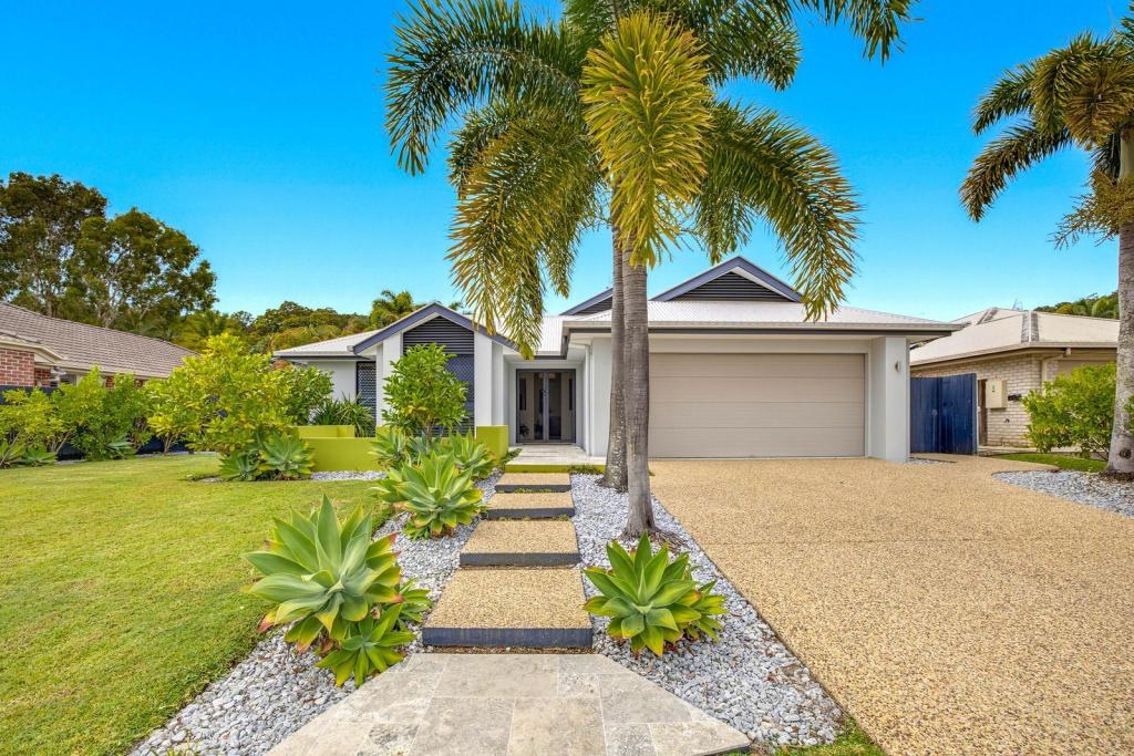 17 Parklakes Dr, Bli Bli, QLD 4560