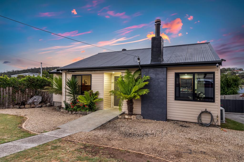 48 Bass St, Warrane, TAS 7018