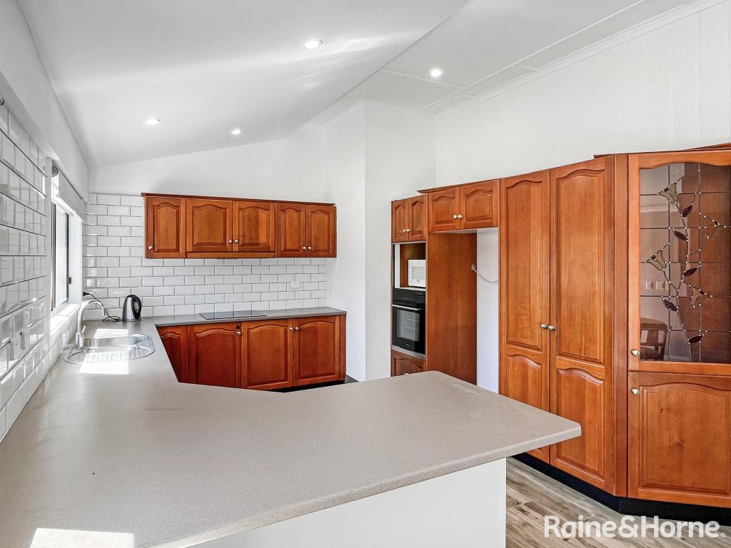 1/10 Hayes St, Queanbeyan, NSW 2620