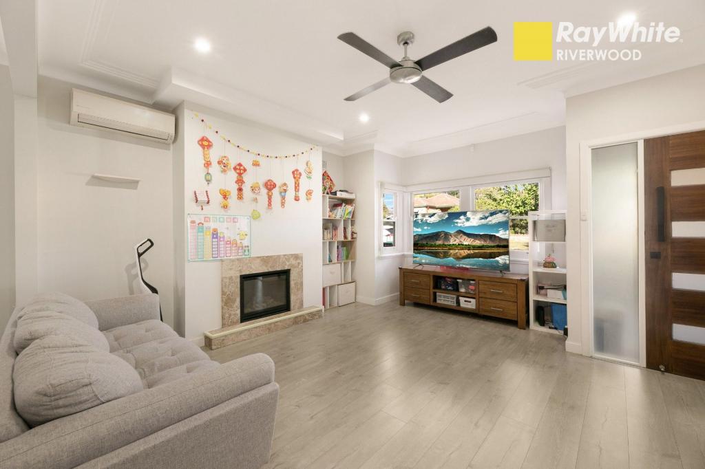 6 Munmurra Rd, Riverwood, NSW 2210