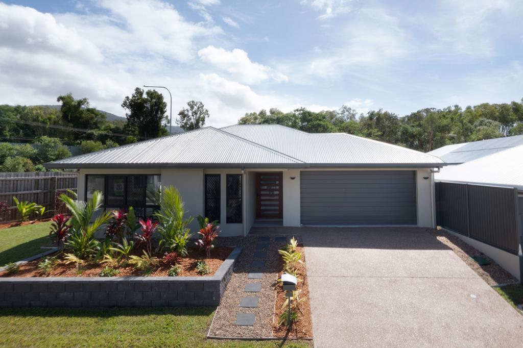 1 MANDALAY ST, CLIFTON BEACH, QLD 4879