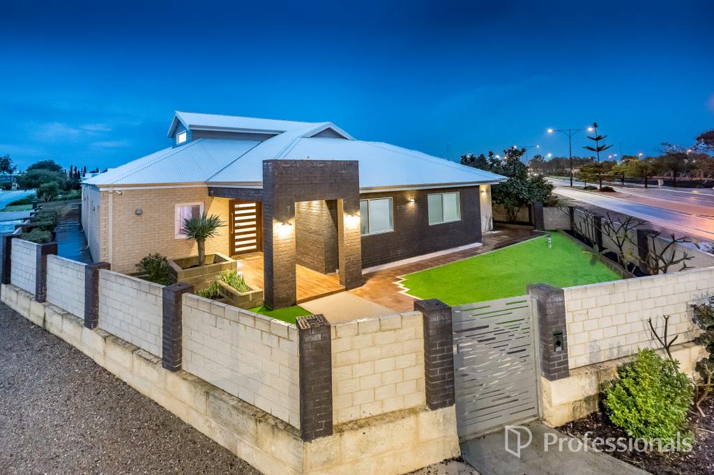 35 EXMOUTH DR, BUTLER, WA 6036