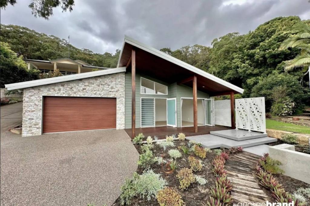 1/54 TAYLOR ST, WOY WOY BAY, NSW 2256