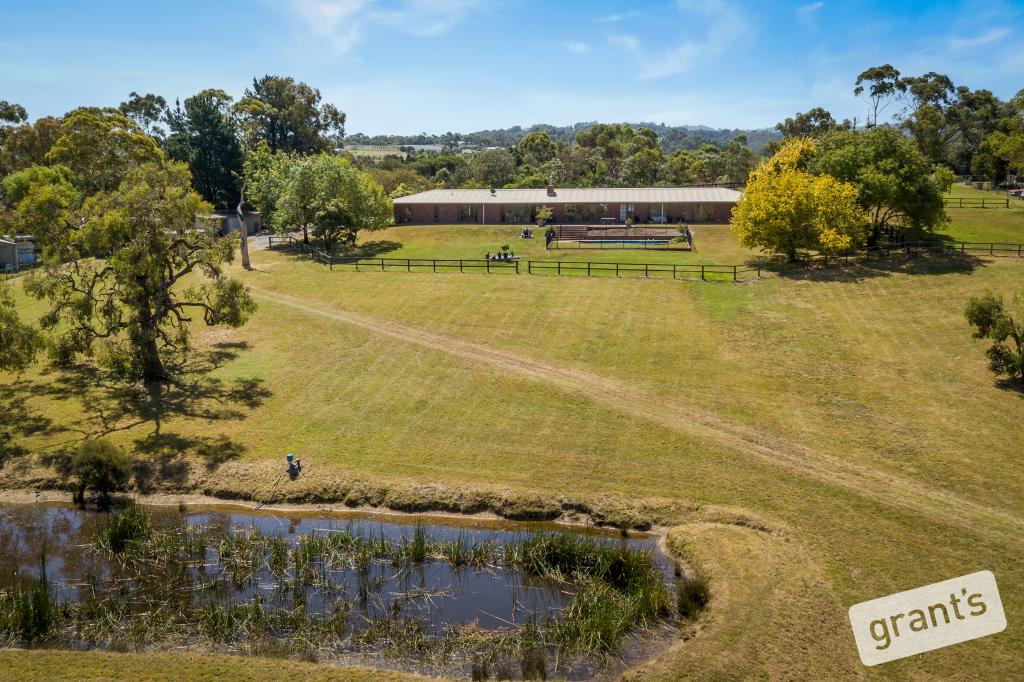 6 Mountain Flat Rd, Narre Warren East, VIC 3804