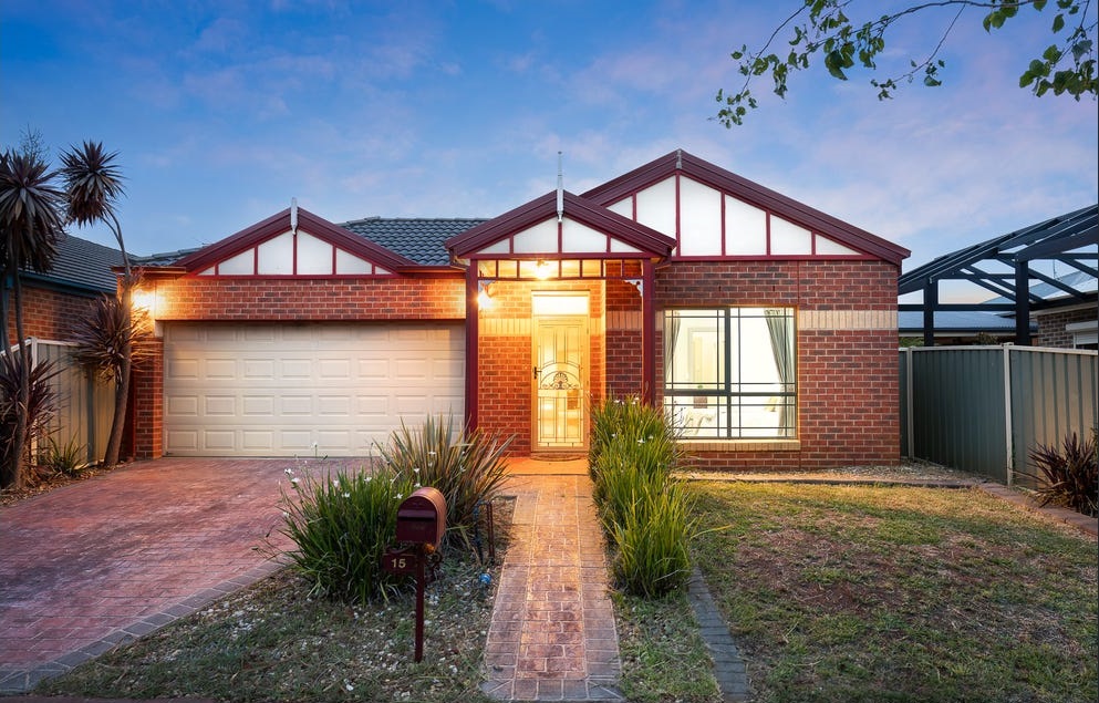 15 Lambeth Ct, Point Cook, VIC 3030