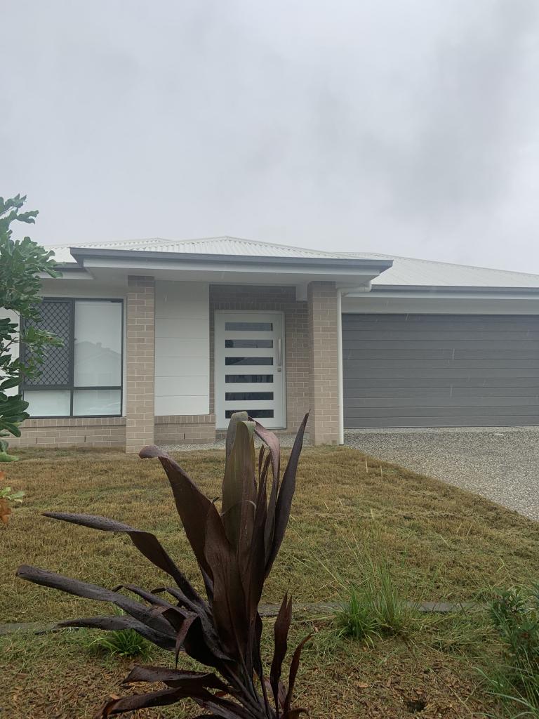 29 Edinburgh, Gleneagle, QLD 4285
