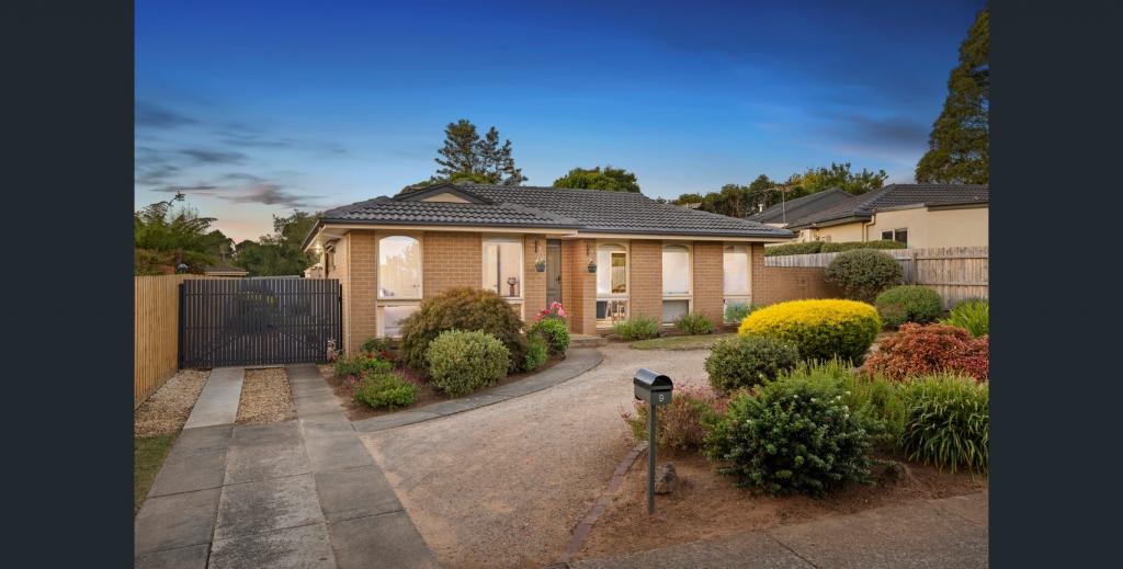 9 Lumeah Cres, Ferntree Gully, VIC 3156