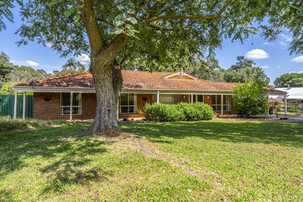 6 Waterside Pass, Byford, WA 6122