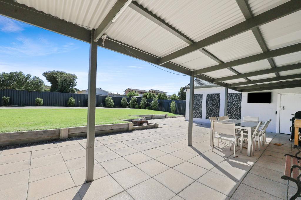 12 Cudmore Rd, Mccracken, SA 5211