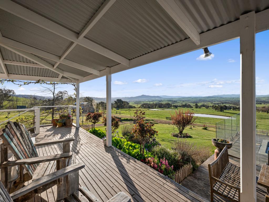 354 Three Chain Rd, Boorolite, VIC 3723