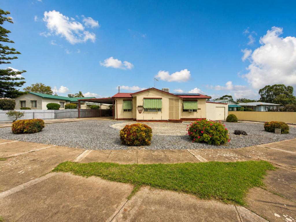 12 Barton Rd, Elizabeth Downs, SA 5113