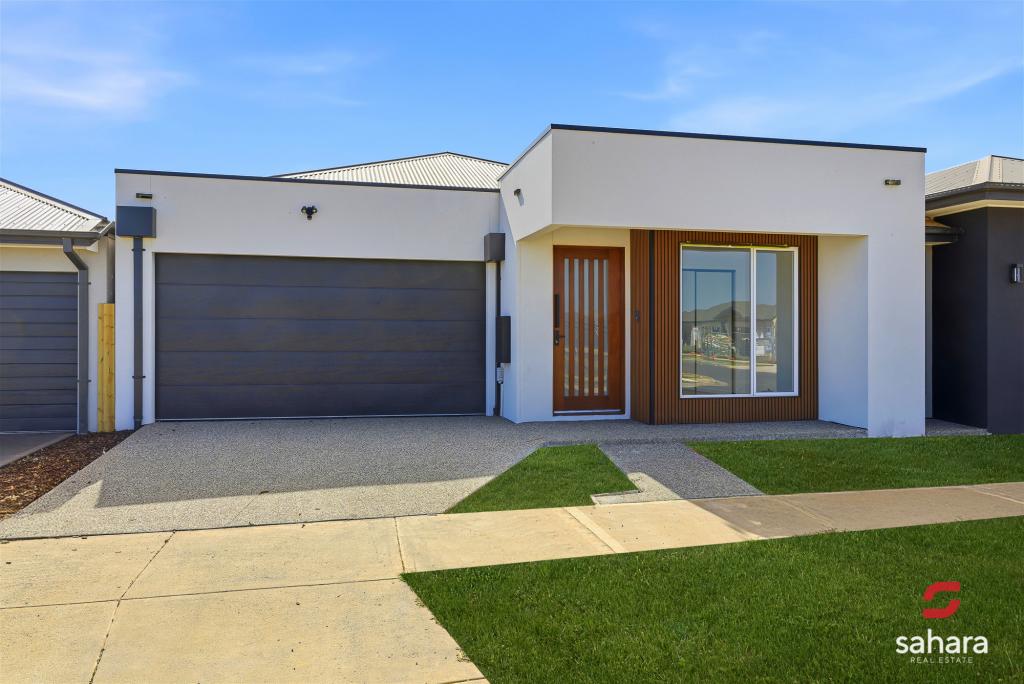 13 Nectarine St, Thornhill Park, VIC 3335