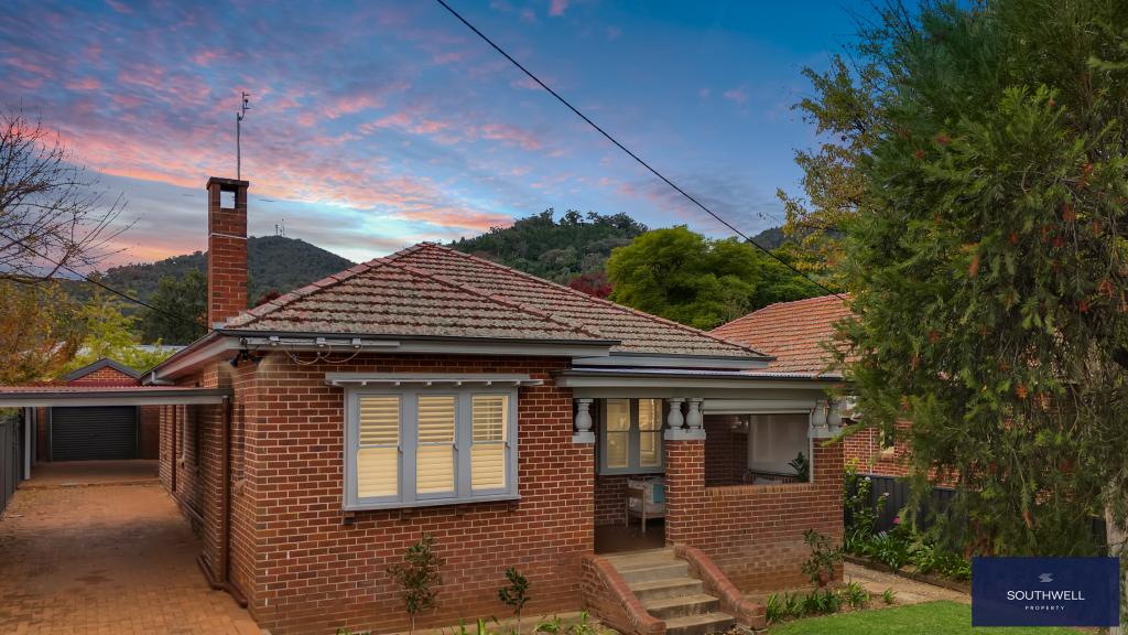 2 Levien Ave, East Tamworth, NSW 2340