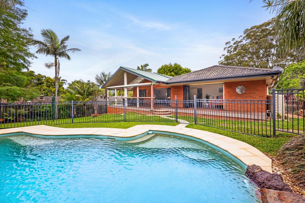 13 Eucalyptus St, St Ives, NSW 2075