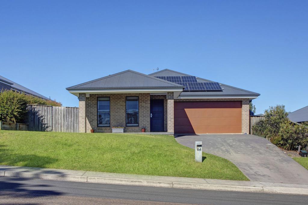 64 BROUGHTON ST, MOSS VALE, NSW 2577