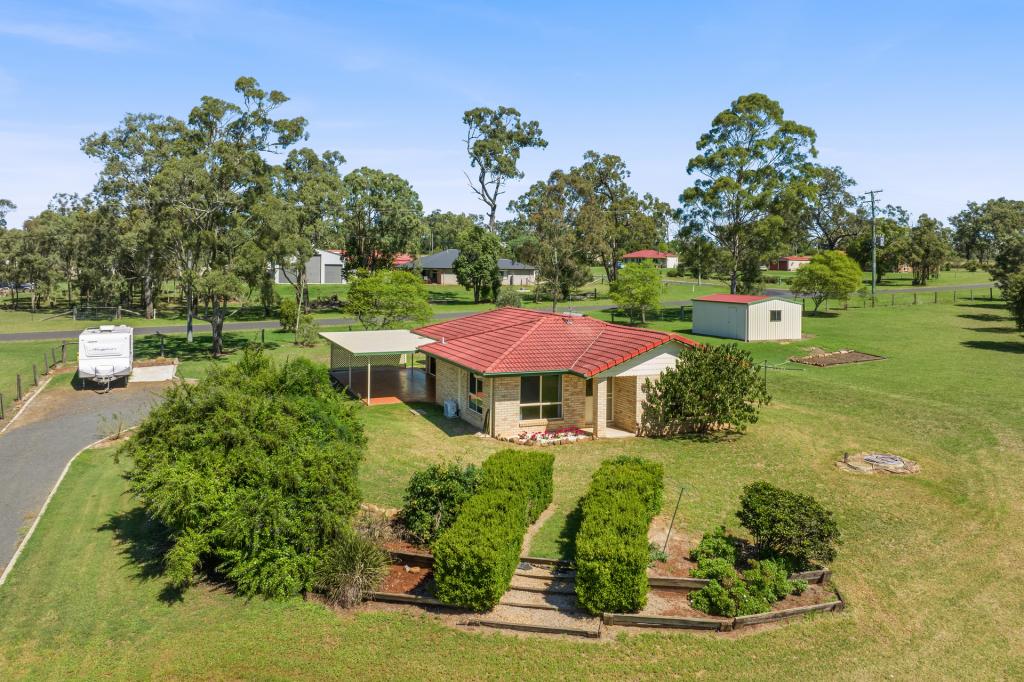 15 Kurrajong Ct, Meringandan West, QLD 4352