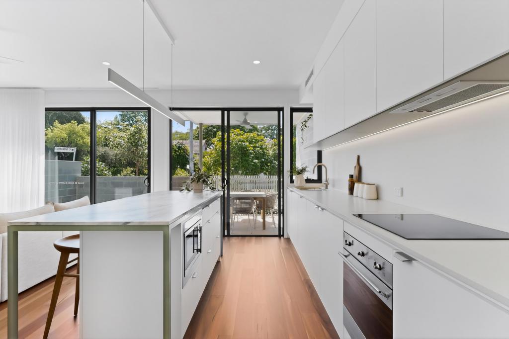 52 Park Rd, Yeronga, QLD 4104