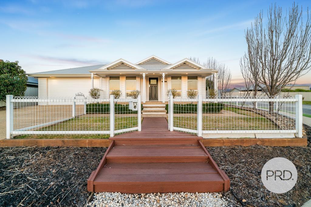 55 Barmedman Ave, Gobbagombalin, NSW 2650