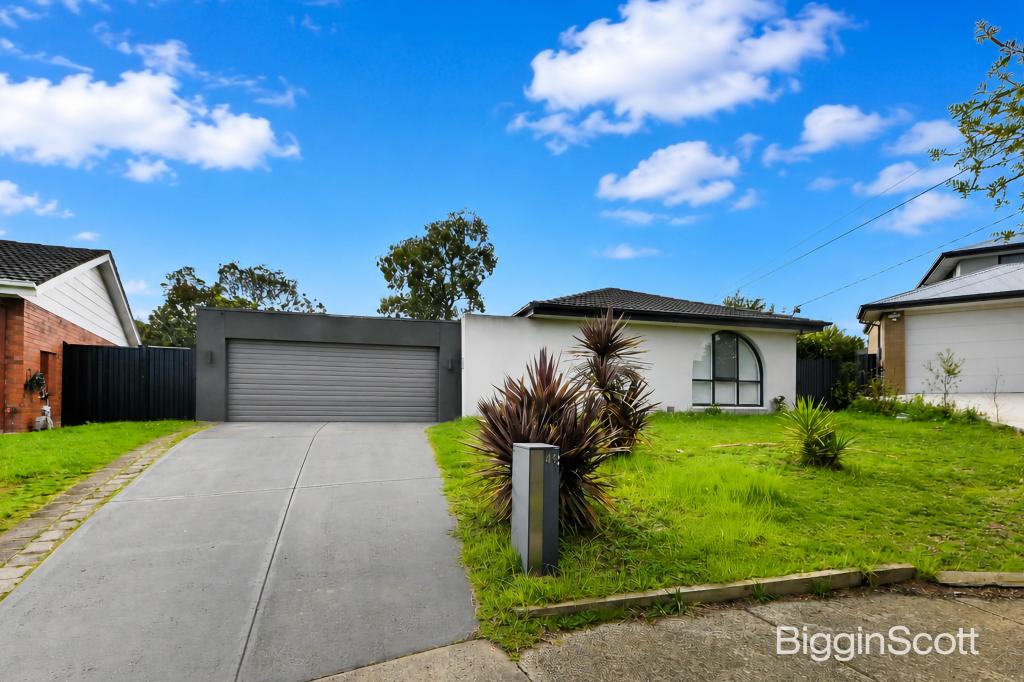 49 Calderwood Ave, Wheelers Hill, VIC 3150