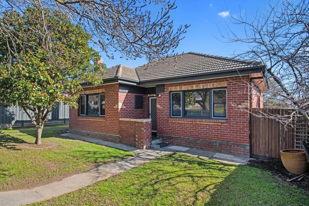 202 NEALE ST, FLORA HILL, VIC 3550