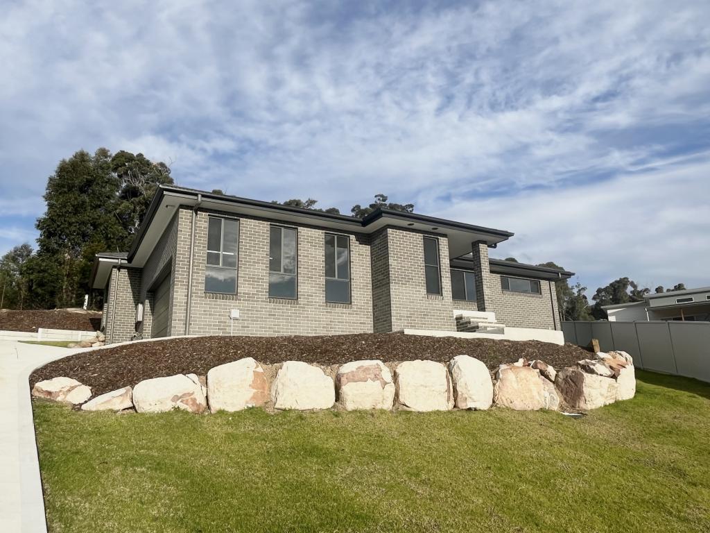 4 Buru Pl, Malua Bay, NSW 2536