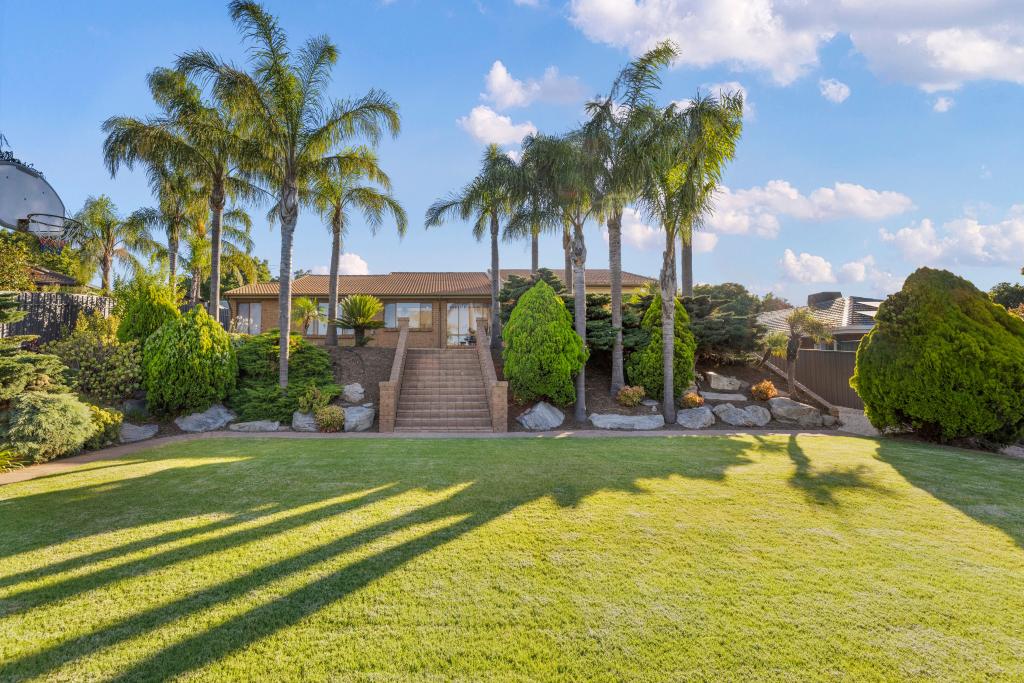 24 Horama Cl, Wynn Vale, SA 5127