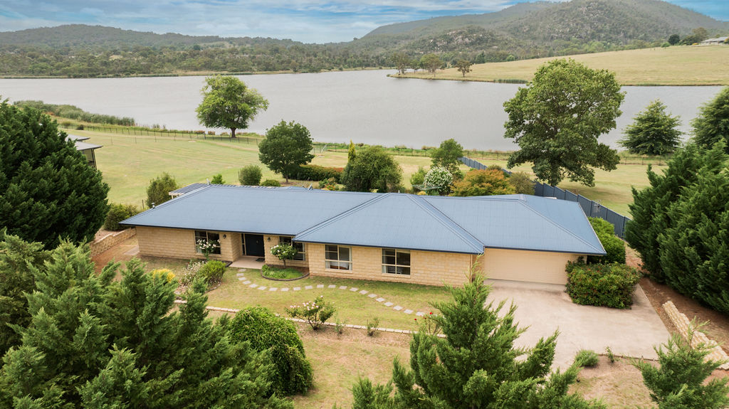 41 Parkes Dr, Tenterfield, NSW 2372
