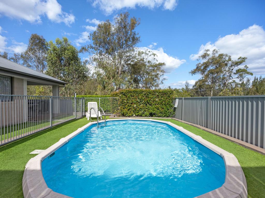 13 Wyness St, Deebing Heights, QLD 4306