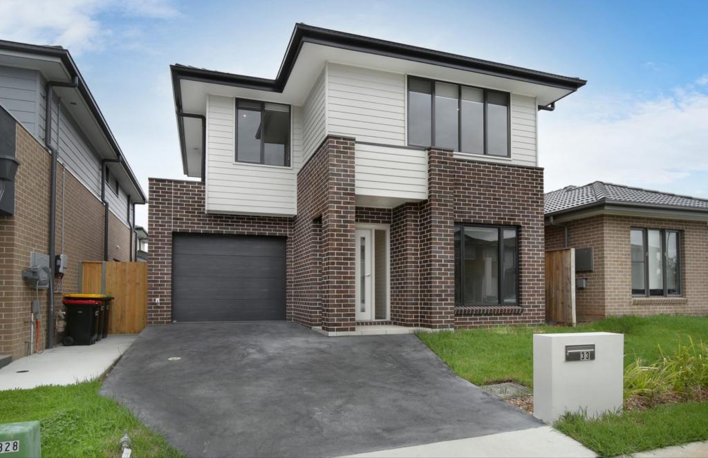 33 Parade Rd, Leppington, NSW 2179