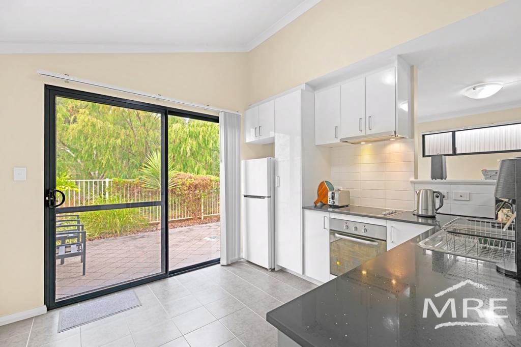 16/20 Grove St W, Little Grove, WA 6330