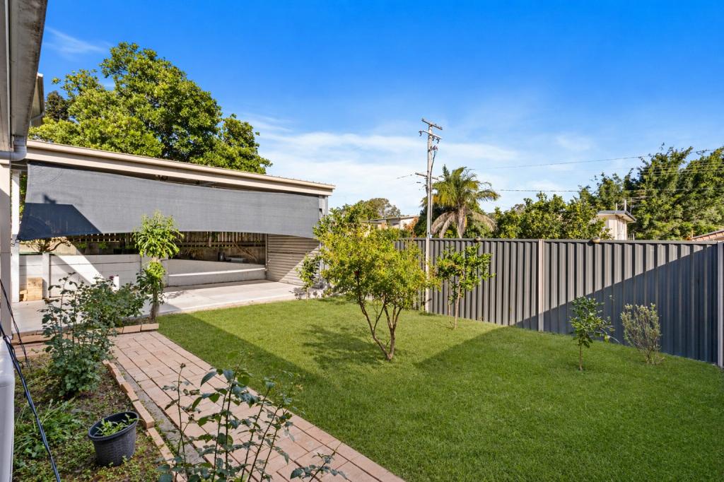 1/239 Government Rd, Labrador, QLD 4215