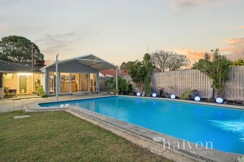 54 Banyard Ave, Kelmscott, WA 6111
