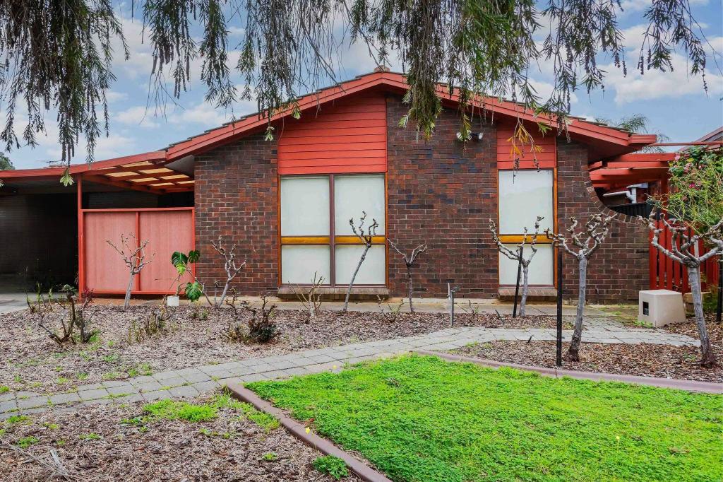 33 Masters Ave, Marion, SA 5043