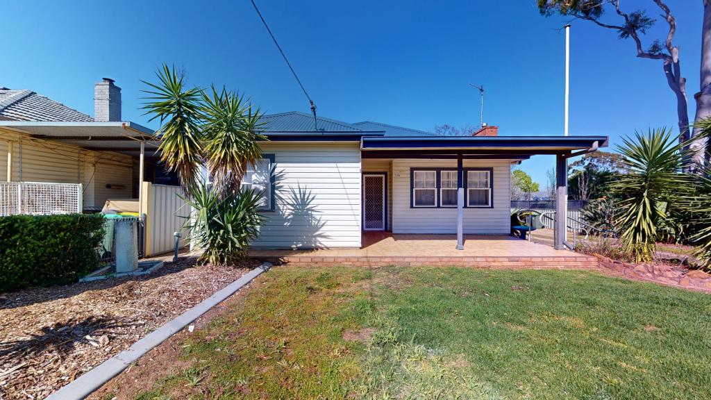 1a Hutchins Ave, Dubbo, NSW 2830