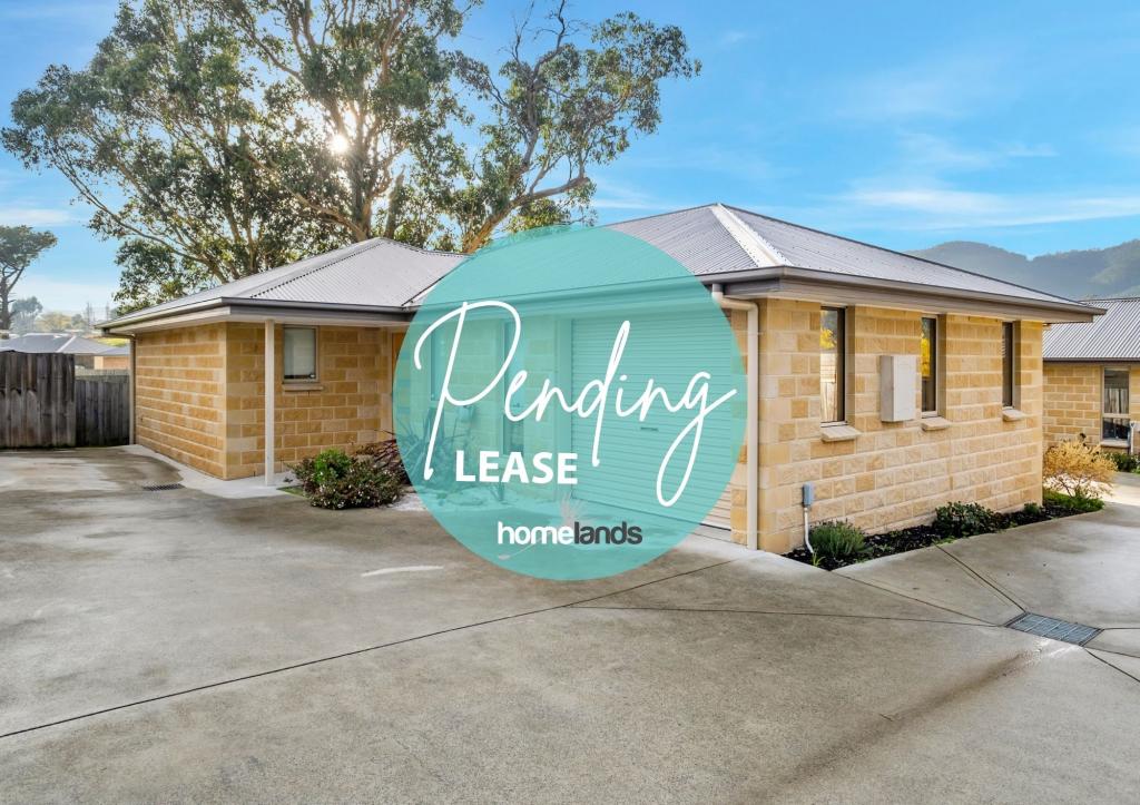 2/122a Main St, Huonville, TAS 7109