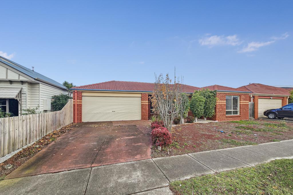 48 FOXWOOD DR, POINT COOK, VIC 3030
