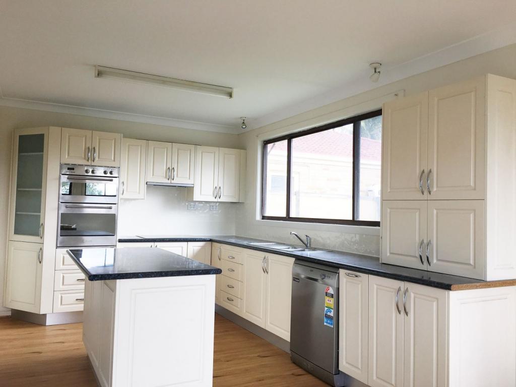 166 Parkes St, Helensburgh, NSW 2508