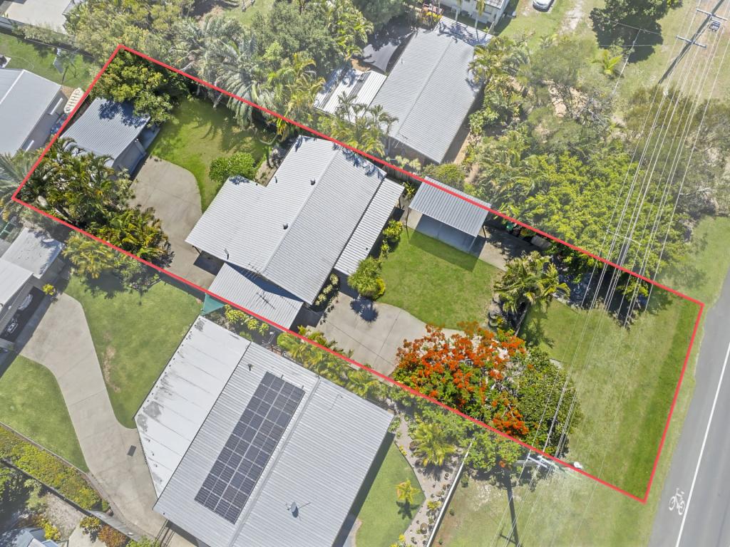 1363 BRIBIE ISLAND RD, NINGI, QLD 4511